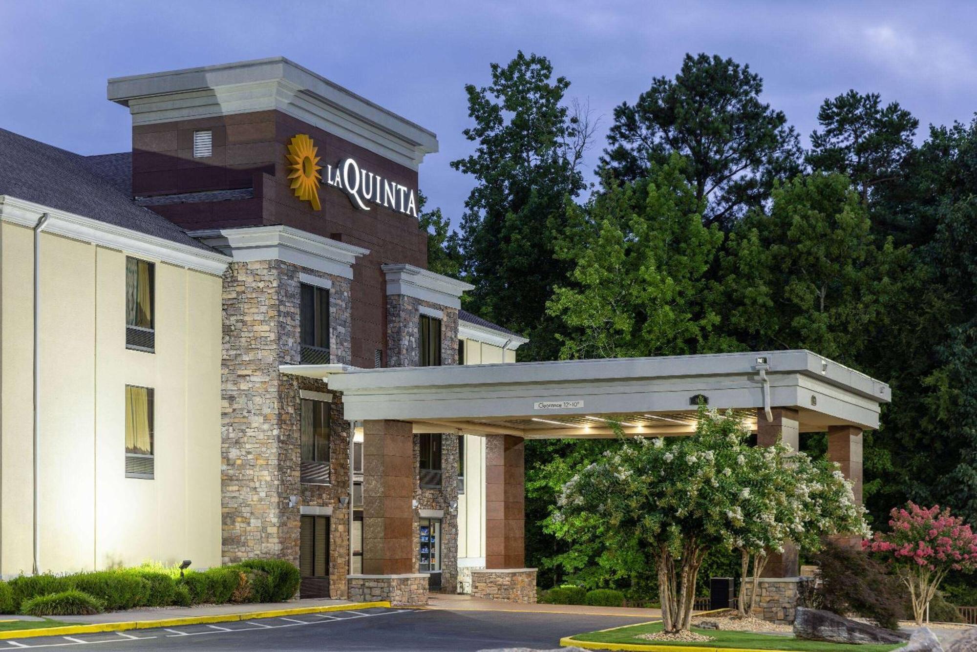 La Quinta By Wyndham Covington Hotel Bagian luar foto