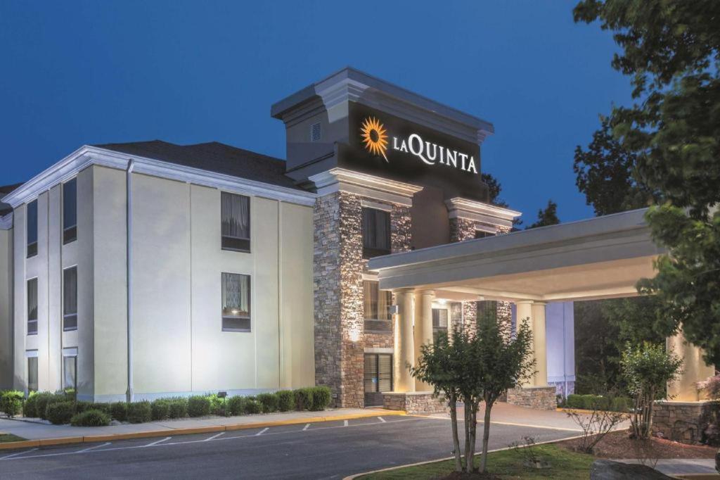 La Quinta By Wyndham Covington Hotel Bagian luar foto
