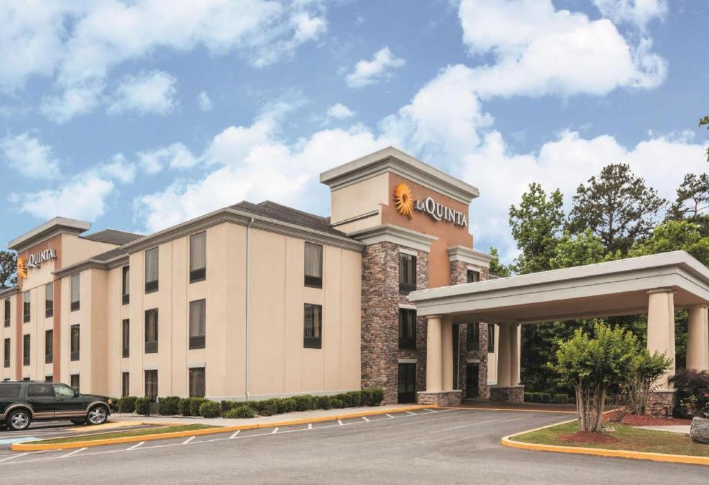 La Quinta By Wyndham Covington Hotel Bagian luar foto