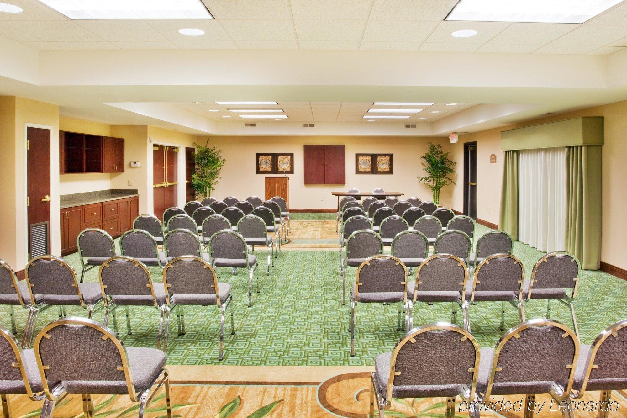 La Quinta By Wyndham Covington Hotel Bagian luar foto